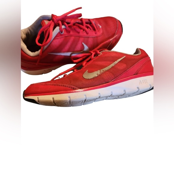 Nike - Women sneaker size 7 - Picture 2 of 3